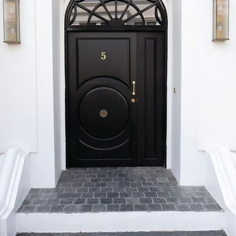 Luxury Town-House incl free car service with chauffeur