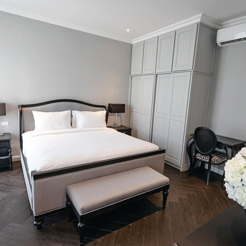 Luxury Town-House incl free car service with chauffeur