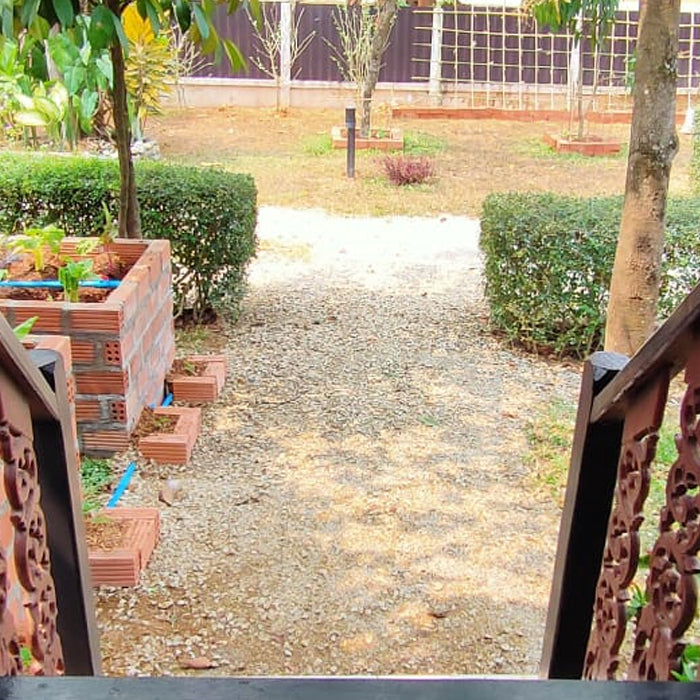 Double Bed Bungalow No 1 Traditional Lao Style with breakfast