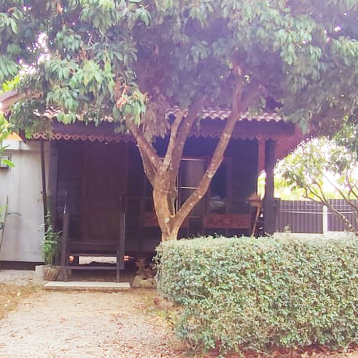 Twin Bed Bungalow No 6 Traditional Lao Style with breakfast