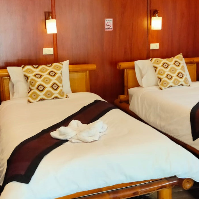 Twin Bed Bungalow No 6 Traditional Lao Style with breakfast