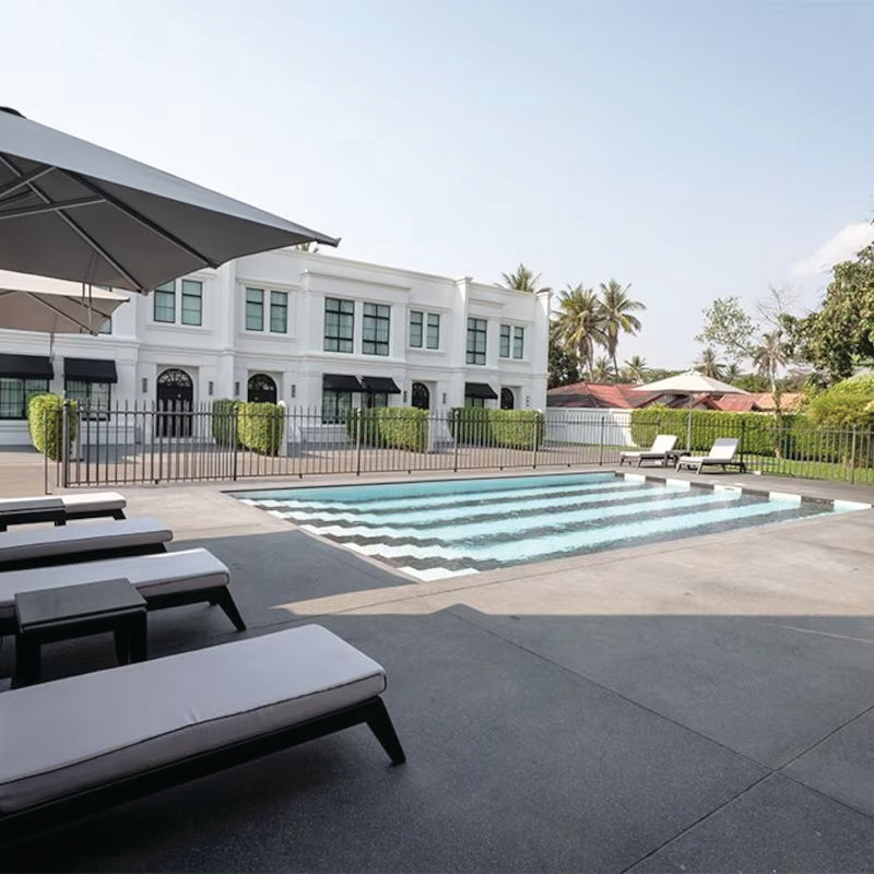 Luxury Town-House incl free car service with chauffeur